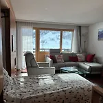 Cosy Haus Olympia * 로이커바드