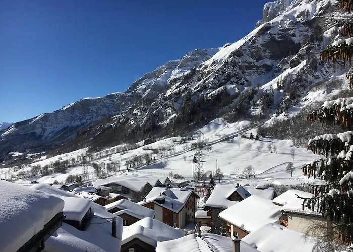 Cosy Haus Olympia Apartment *